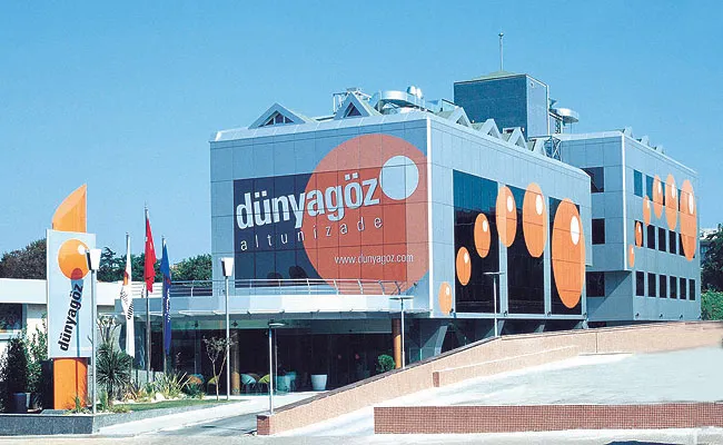Dünya Göz Hastanesi - Unités ophtalmologiques
